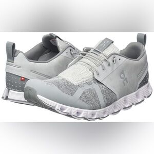 On Cloud 5 Terry in Glacier & White Women’s Size 8